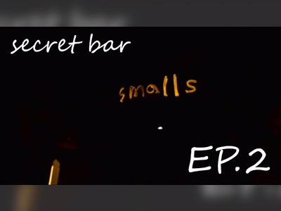Smalls Bar