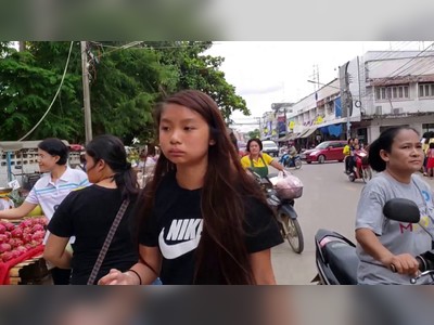Sukhothai Thani Walking Street Market