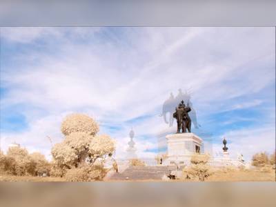 Royal Monument of King Naresuan