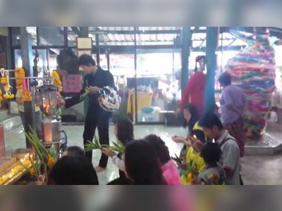 Mae Nak Shrine in Bangkok