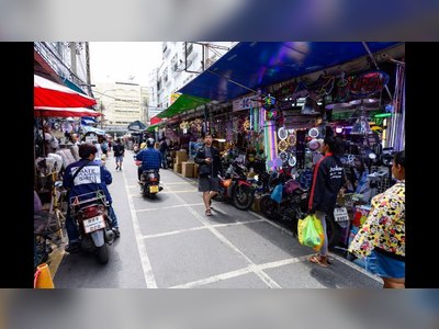 Khlong Thom Market in Bangkok