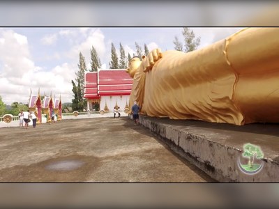 Wat Sri Sunthon Temple – Phuket Reclining Golden Buddha