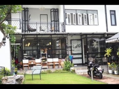 Sherloft Home & Hostel