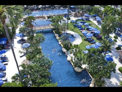 Jomtien Palm Beach Hotel and Resort