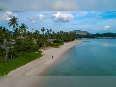Lipa Noi beach