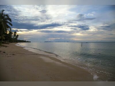 Bang Po Beach
