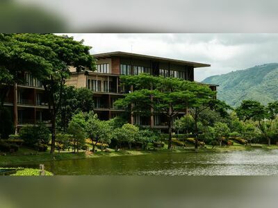 Atta Lakeside Resort Suite