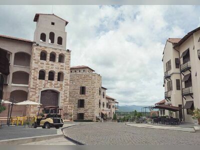 Town square suites Toscana Valley