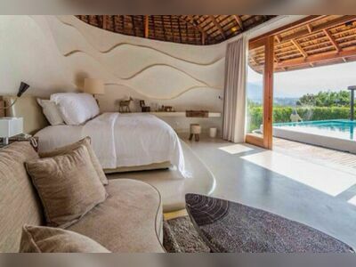 Boribot Pool Resort