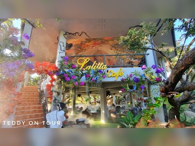 Cafe Khiri