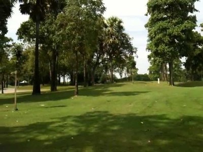 Lam Luk Ka Country Club