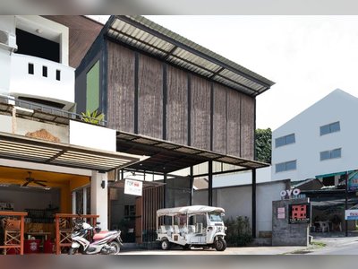 OYO 581 The Album Loft@nanai