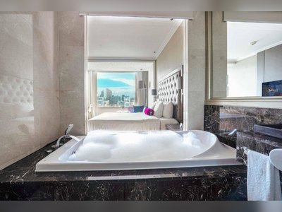 Radisson Blu Plaza