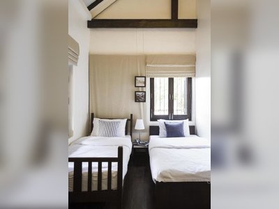 Baan Luang Rajamaitri Historic Inn