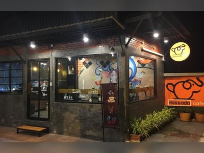 Q Zone Boutique House