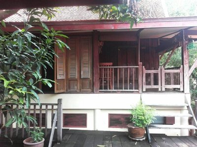 Luang Chumni Village
