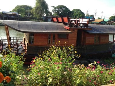 Ayothaya Riverside House