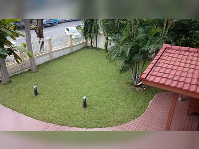 Chantana House