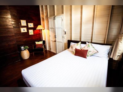 Baan Suan Krung Kao