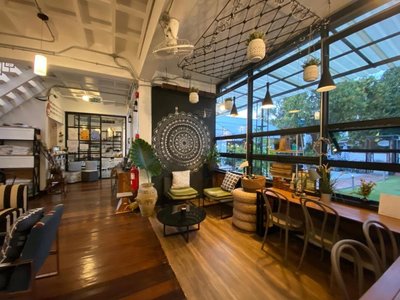 Sherloft Home & Hostel