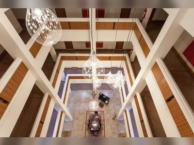 We Briza Hotel