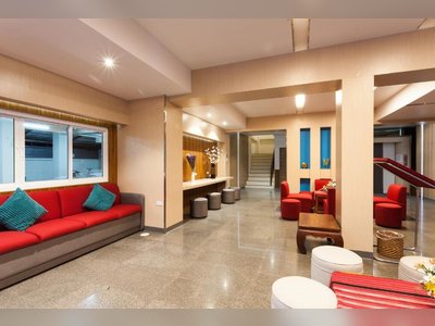 We Briza Hotel