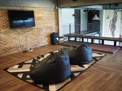 The Entaneer Poshtel