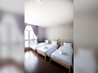 Dorm of Happiness by Tharaburi Resort
