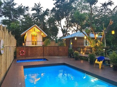 Mango House