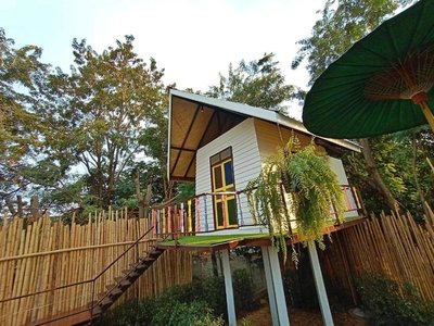 Mango House