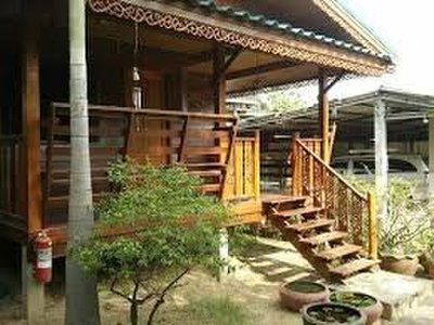 TR Guesthouse