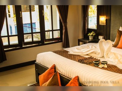 Thanawong Pool Villa