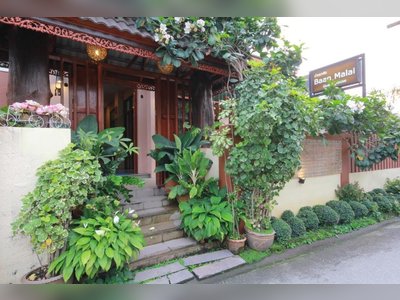 Baanmalai Guest House