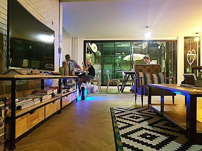 Baan Mai Kradan Hostel Chiang Rai