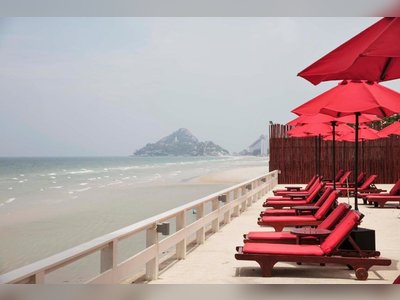 Chom View Hotel