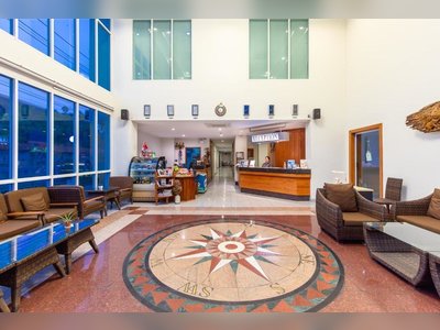 City Hotel