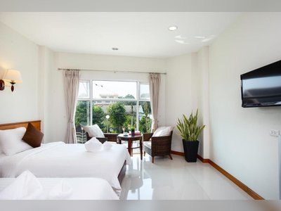City Hotel