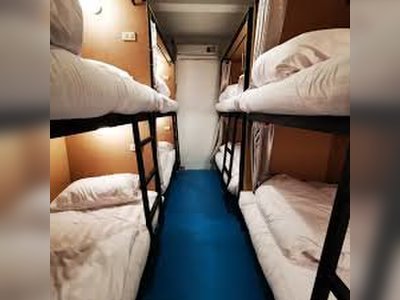 D​ Luck​ Hostel