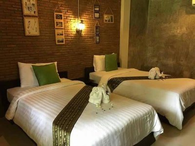 Bamboo House Resort