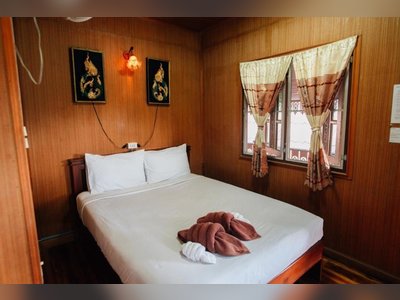Noble Night Guesthouse