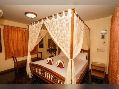 Noble Night Guesthouse