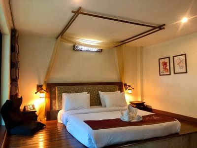 Ploy Resort
