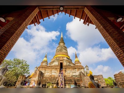 Wat Yai Chai Mongkhon