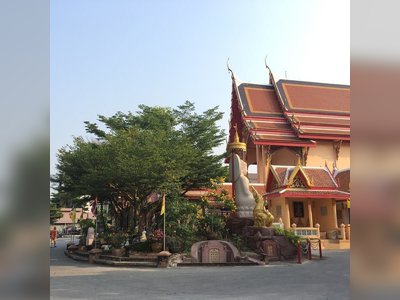 Wat Pichai Songkram