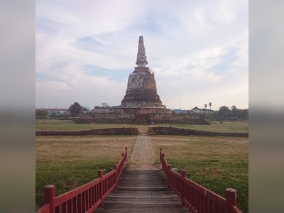 Wat Chang (Monastery of the Elephant)