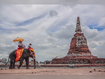 Wat Chang (Monastery of the Elephant)