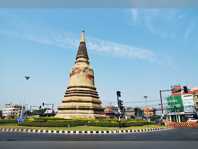 Chedi Wat Sam Pluem
