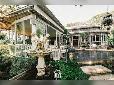 Manorom Coffee House
