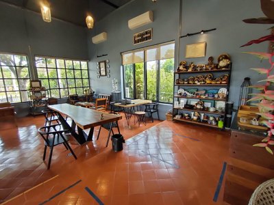 Cafe Khiri