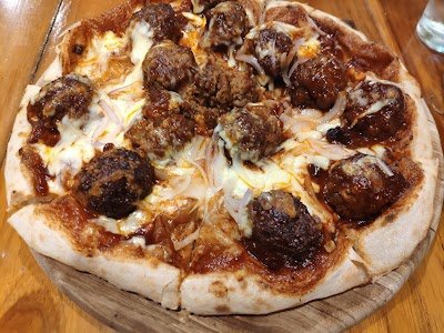 Pizza House by Somprasong Guesthouse